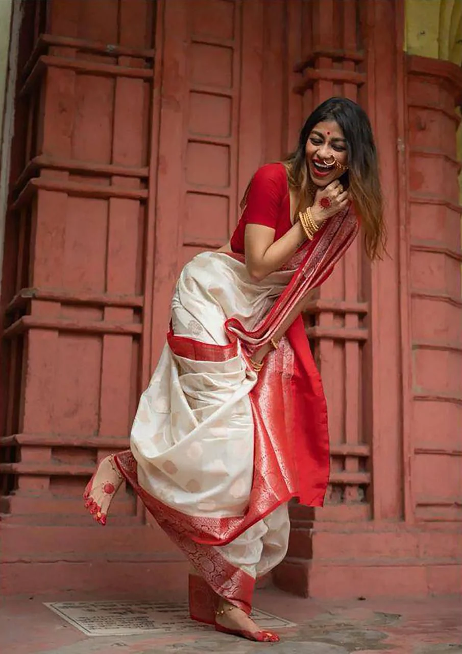 Banarasi Silk Saree With Zari Work & Contrast Border-White & Red - Image 6
