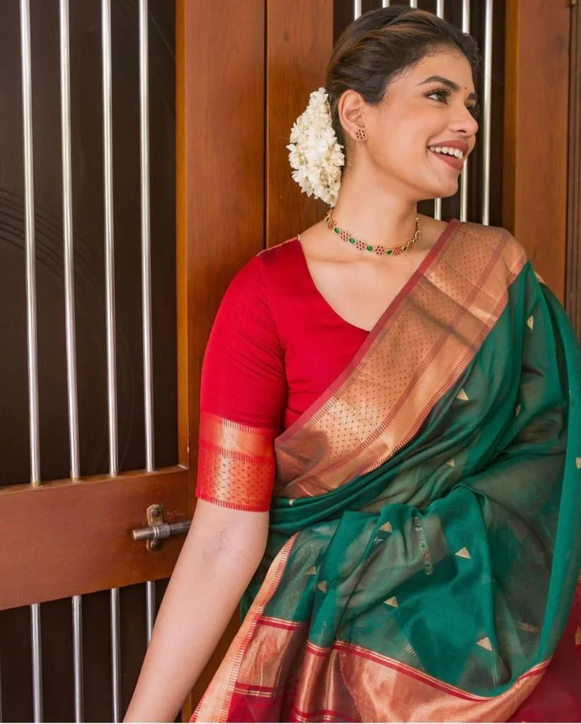 Heavy Banarasi Silk Woven Pattern Modern Jacquard Work - Image 4