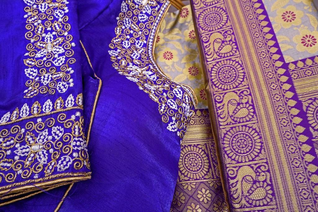 Heavy Work latest Silk Saree With Full Jacquard & Dual Blouse - Image 7