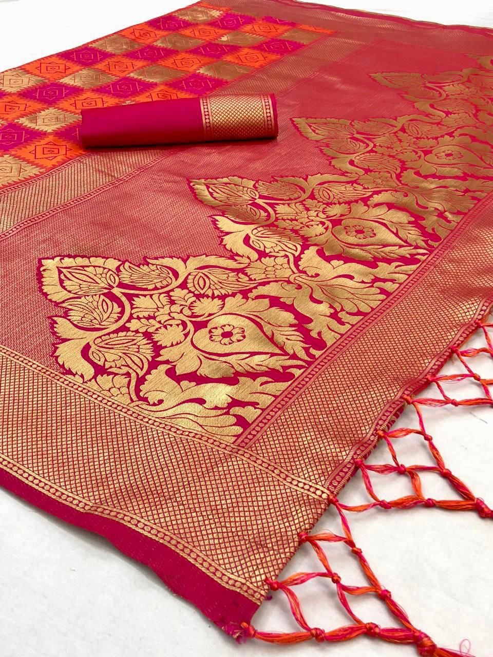 Most Selling Kanjivaram Saree With Beautiful Rich Pallu & Jacquard Work & Jhalar - Image 4