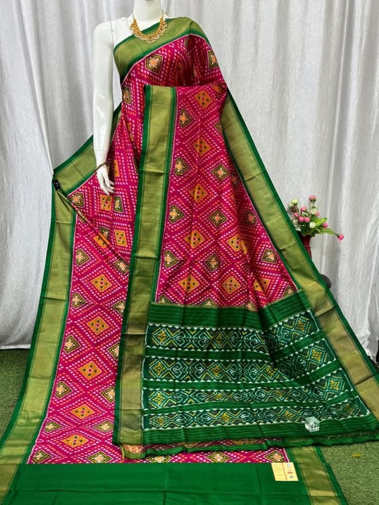 Pochampally Ikkat Handloom Soft Silk Saree With Golden Zari Border - Image 3