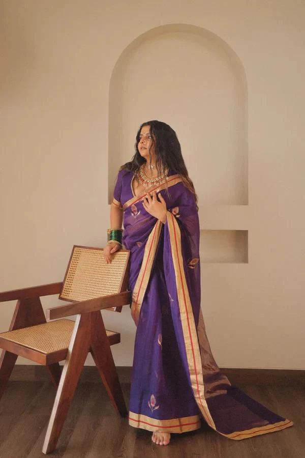 Purple Gold Leaf Motifs Silk Saree - Image 2