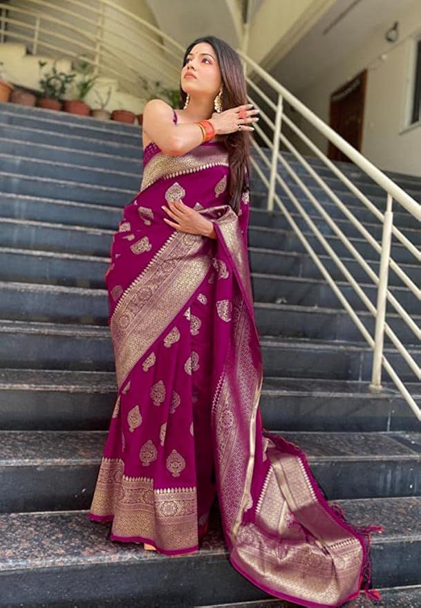 Rich Pallu Design Work Zari Woven Silk Saree - Image 7
