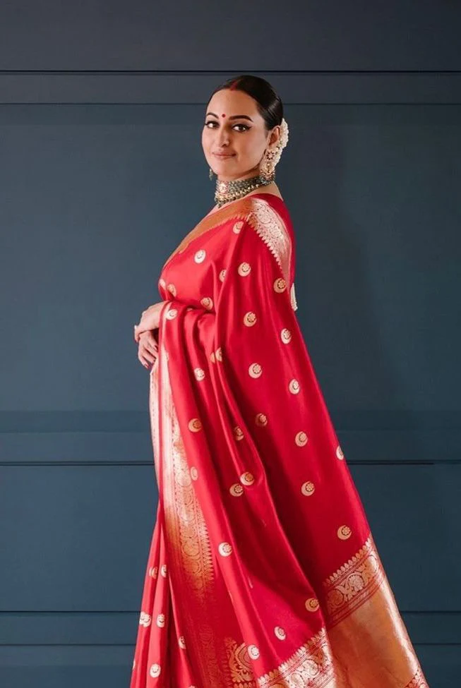 Sonakshi Banarasi Silk Saree with Woven Motifs - Image 3