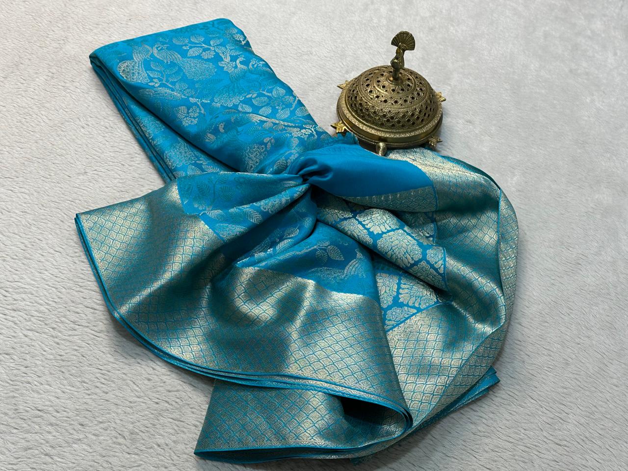Star Command Blue Pure Mysore Silk Saree With Full Zari Weaving - Image 2