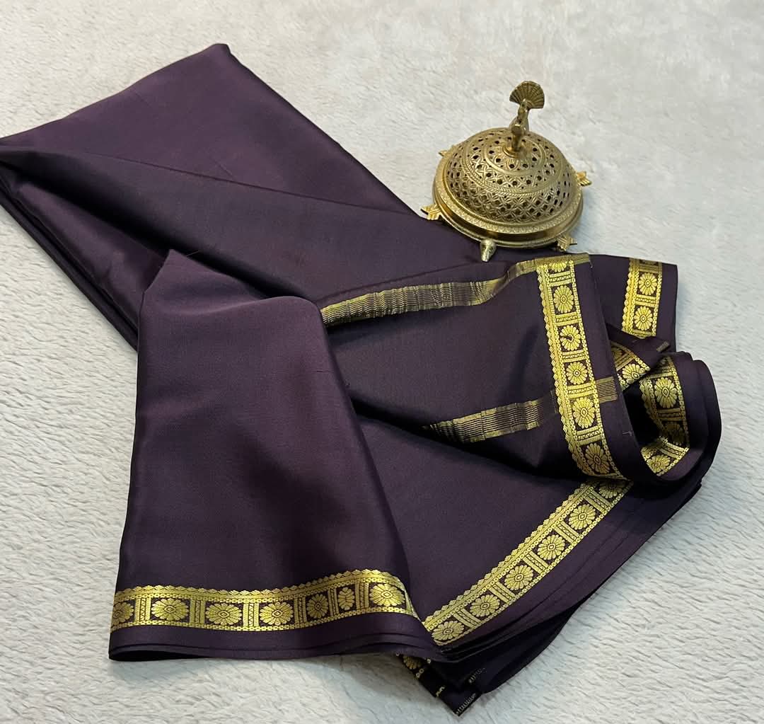 Traditional Beautiful Zari Border Plain Mysore Silk Saree - Image 4