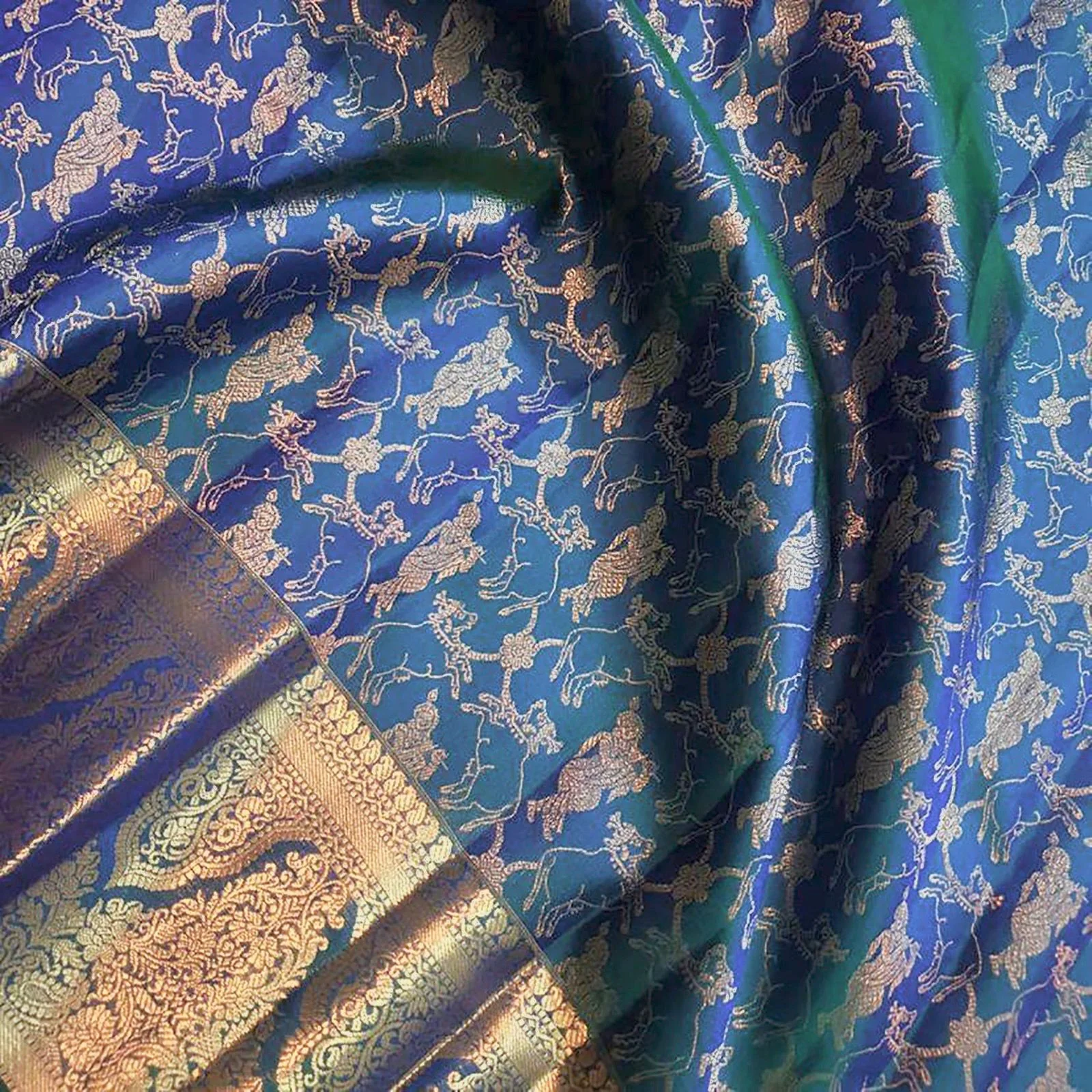 Trending Silk Saree With Rich Pallu & Jacquard Work - Image 4