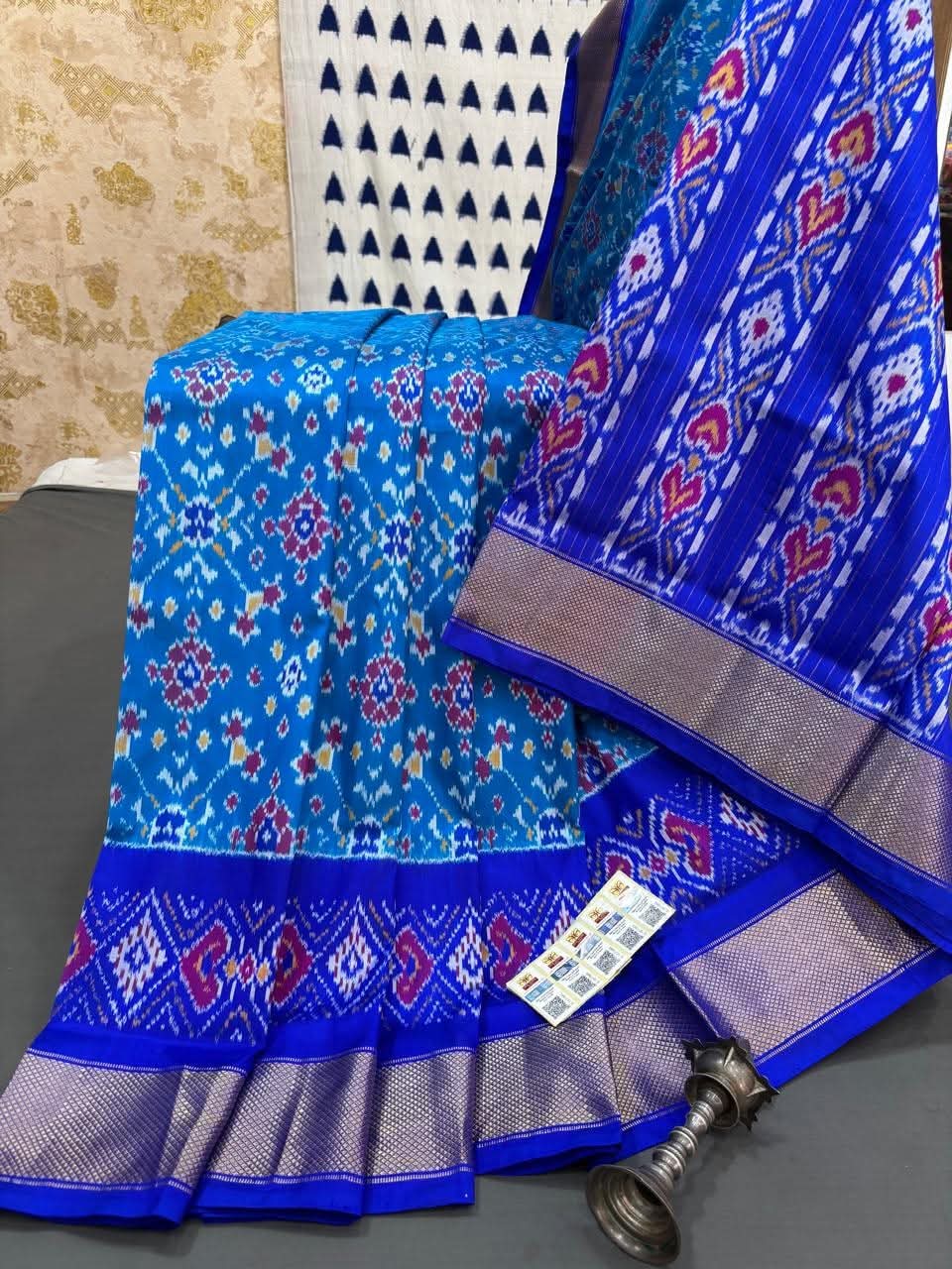 Trending Pochampally Ikkat Soft Silk Saree With Golden Zari Border - Image 3